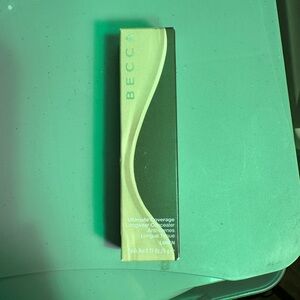 Becca light weight coverage long-wear concealer linen 0.21 oz new